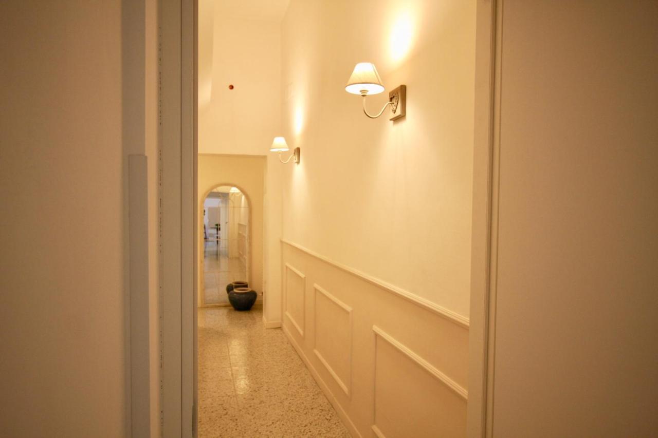 Monti Luxury Hotell Rom Exteriör bild